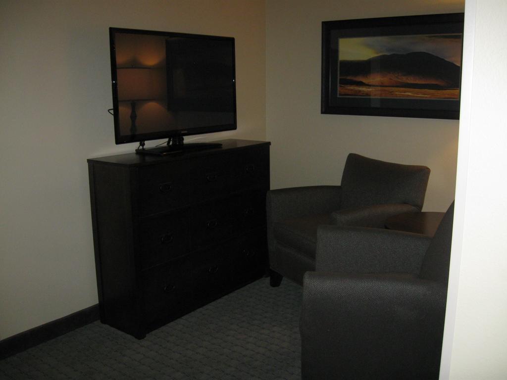 Little Missouri Inn & Suites New Town الغرفة الصورة