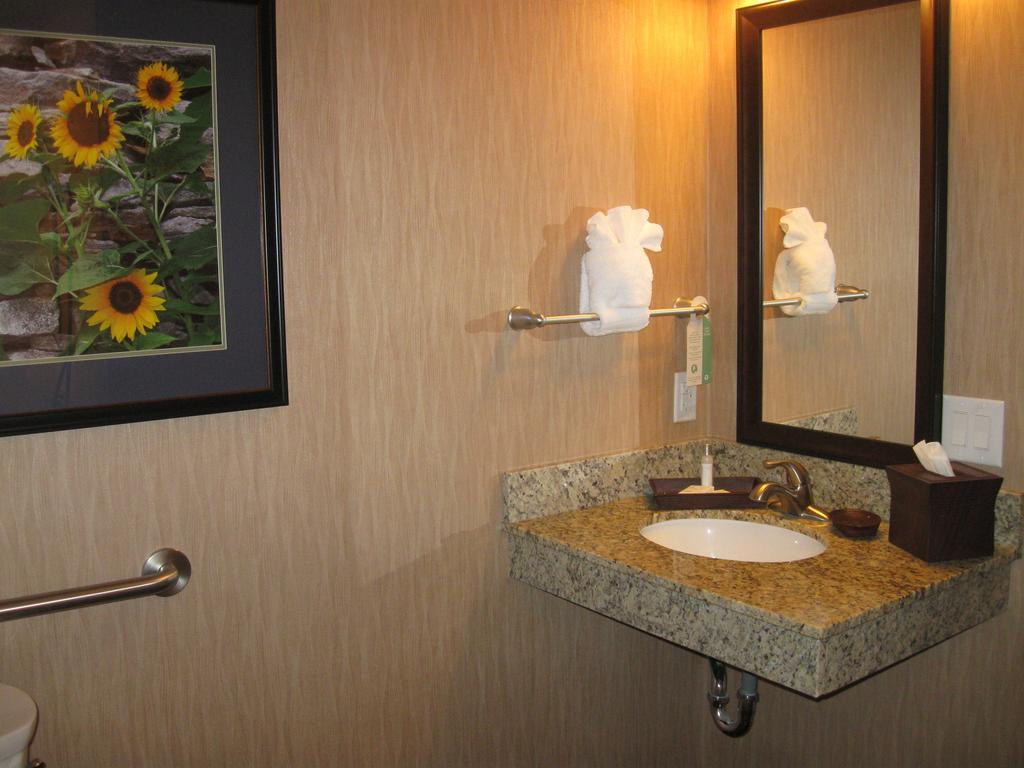 Little Missouri Inn & Suites New Town المظهر الخارجي الصورة