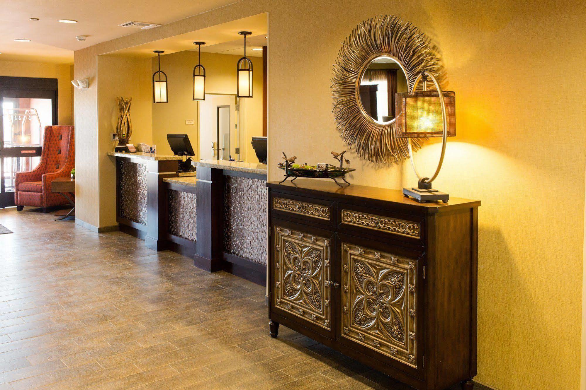 Little Missouri Inn & Suites New Town المظهر الخارجي الصورة