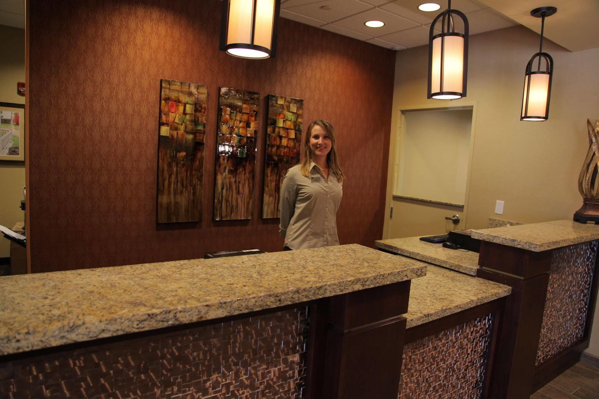 Little Missouri Inn & Suites New Town المظهر الخارجي الصورة